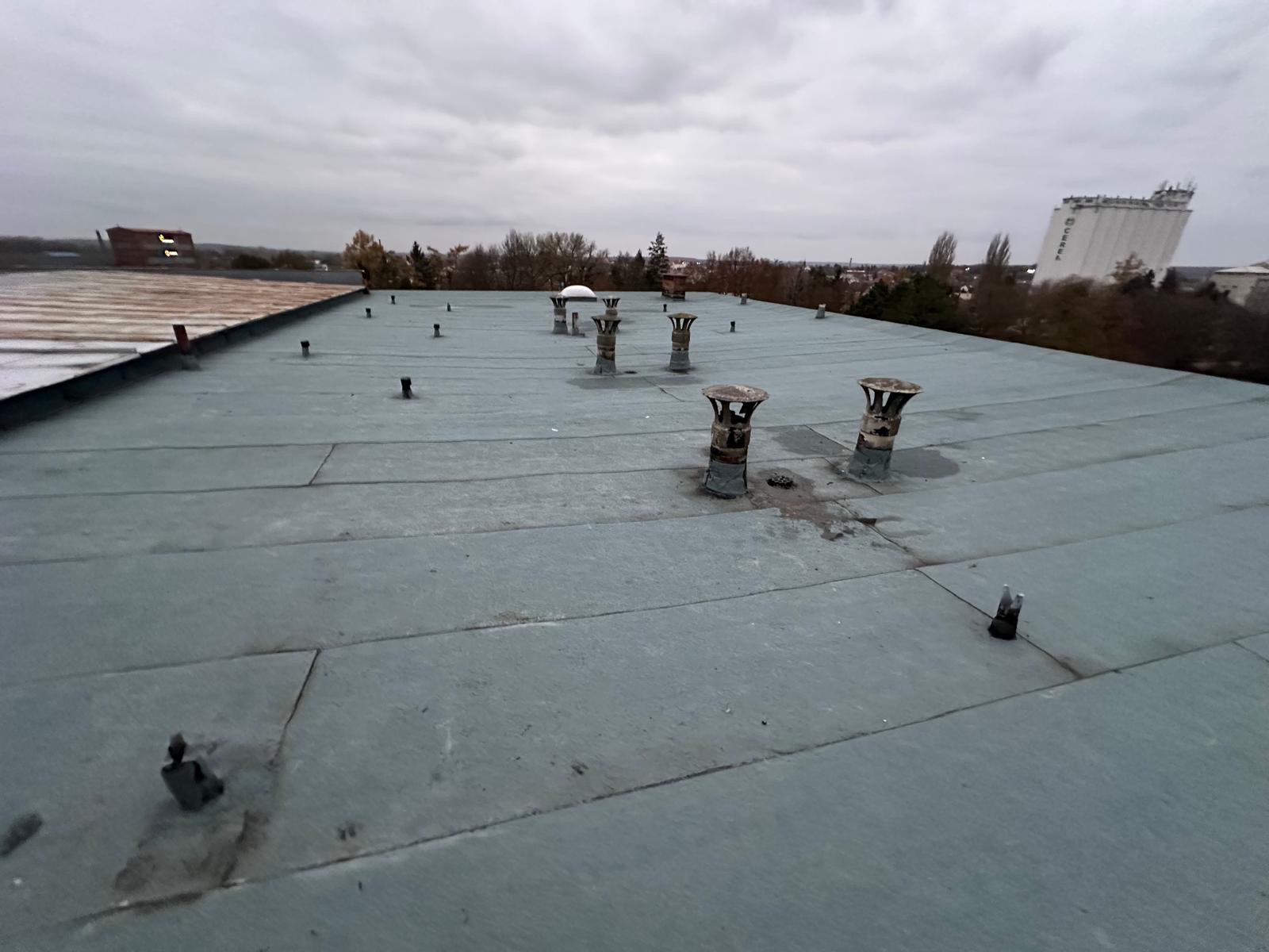 Asfaltové pásy - realizace krbu